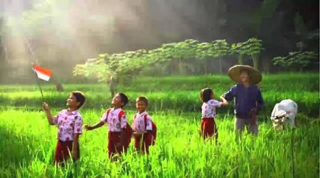 TUGAS PENTING MENTERI PENDIDIKAN: MENJERNIHKAN MAKNA PENDIDIKAN DAN SEKOLAH